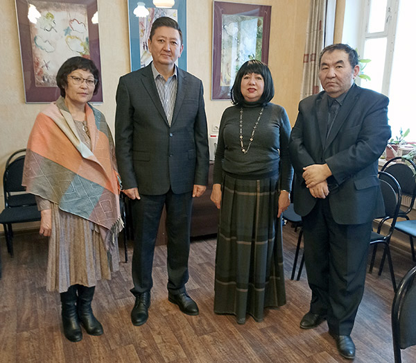 Руководство МСЛ встретилось с членами киргизского литературного клуба «Москва кайрыктары»